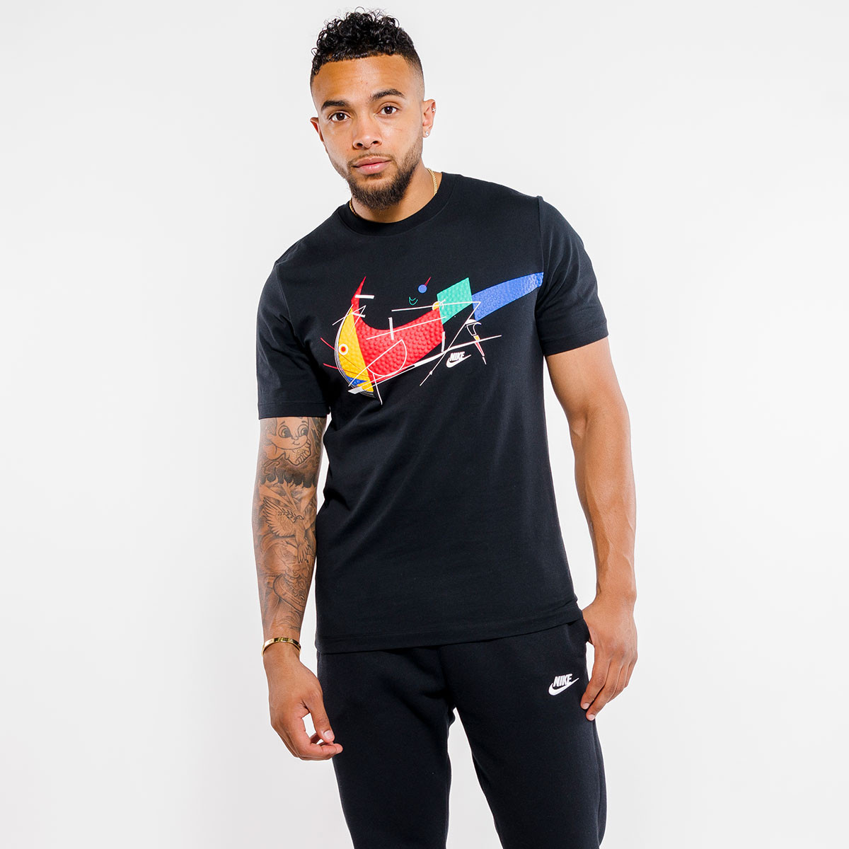Nike Sportswear Men's Short Sleeve T-Shirt